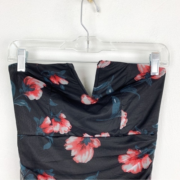NWT Lulu’s Chic Nights Black Floral Ruched Strapless Bodycon Mini Dress Sz XS - Picture 5 of 9